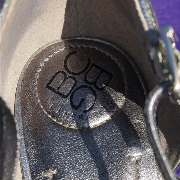 BCBG embellished platform heels - Picture 3 of 8